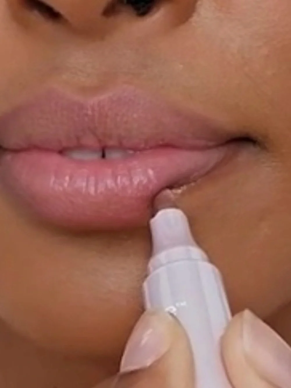 tarte Maracuja Juicy Lip Tattoo - Peachy Beige
